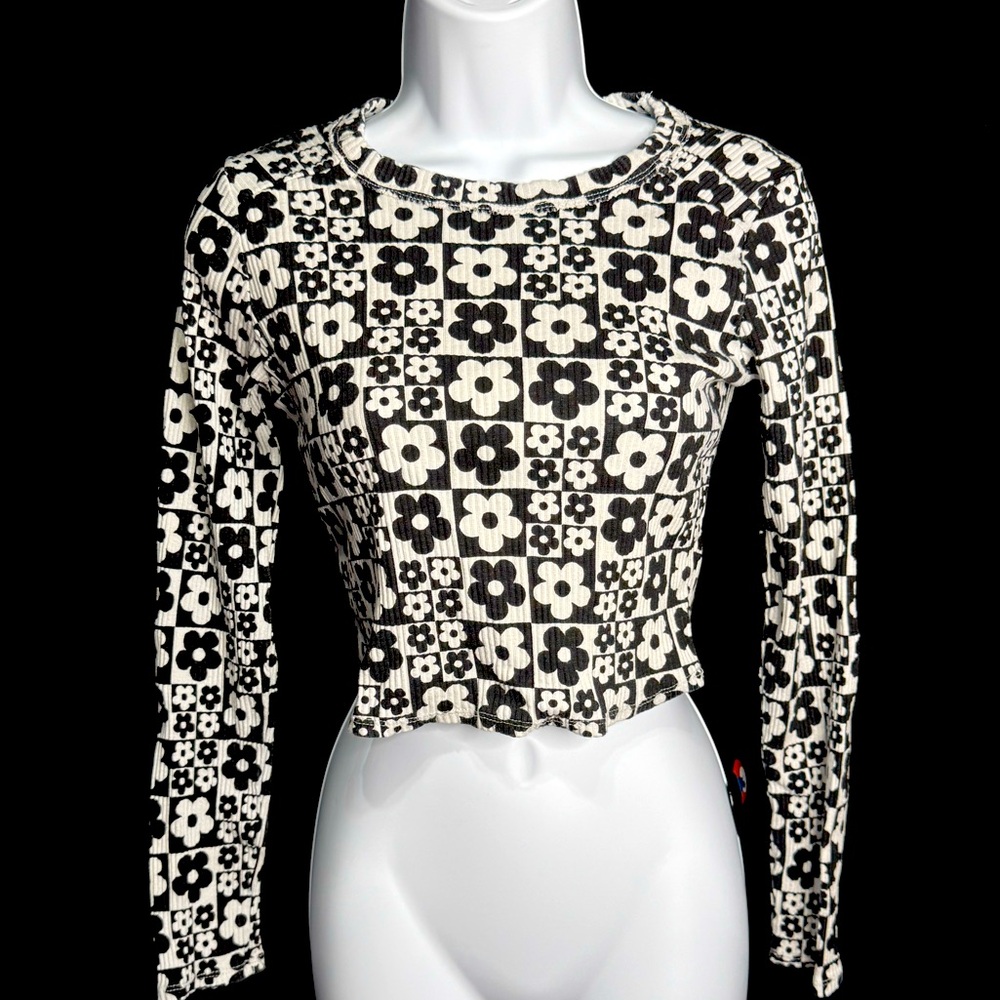 Wild Fable Retro Flower Crop Top Medium